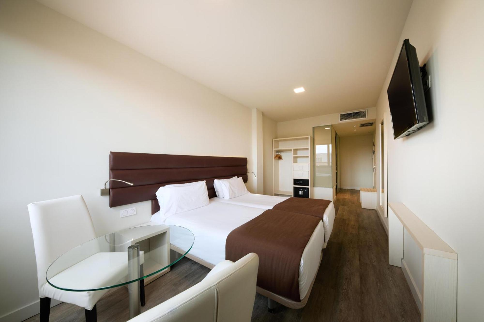 1881 Gran Rosellon Hotell 4*